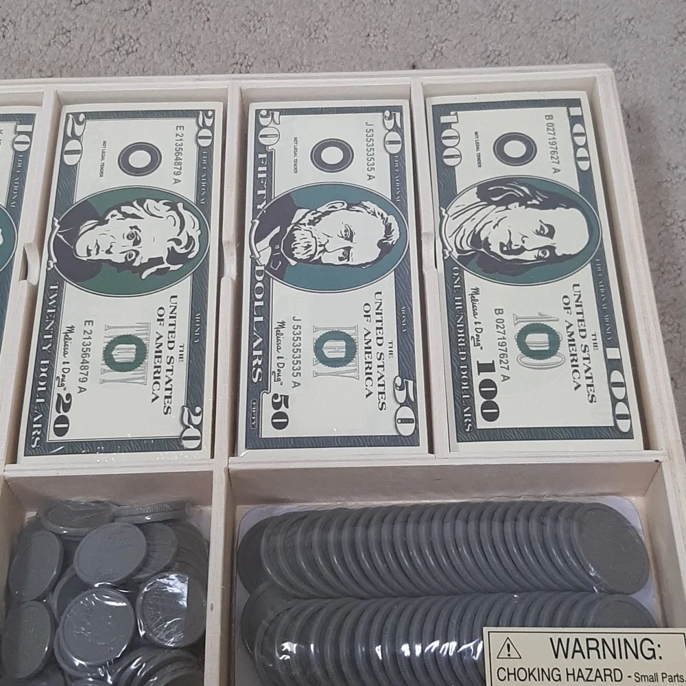 Melissa & Doug play money - Picture 3 of 5